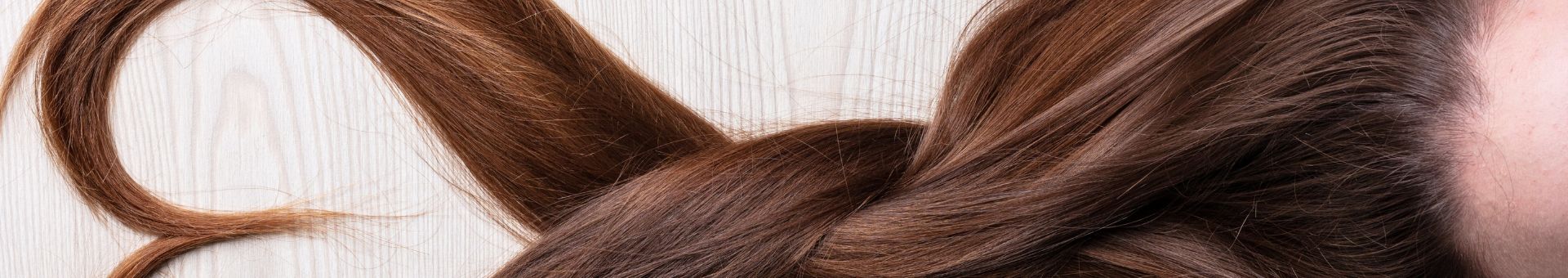 Les secrets d'une chevelure équilibrée : Traiter les problèmes de cheveux gras 1